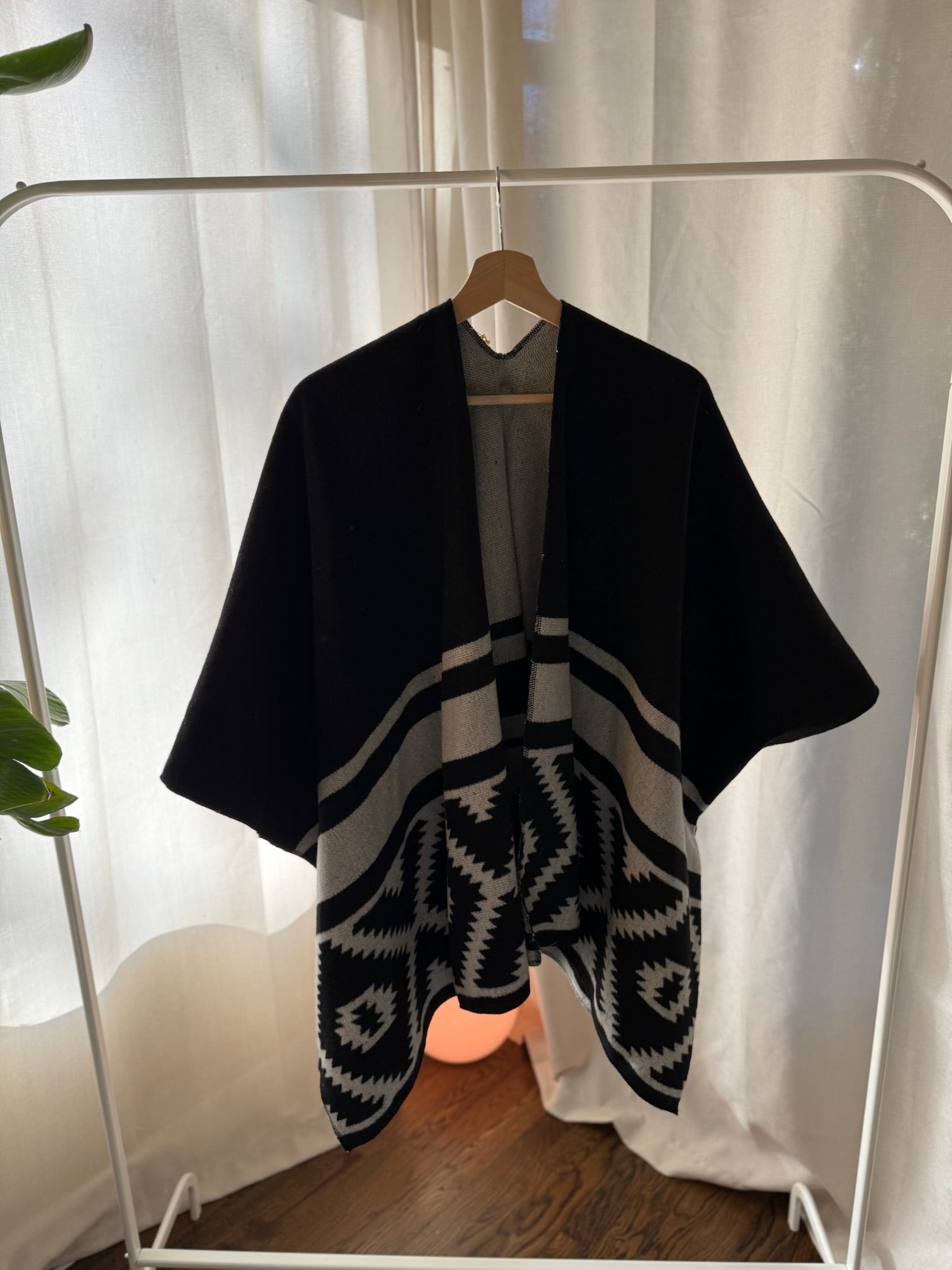 Black and White Shawl