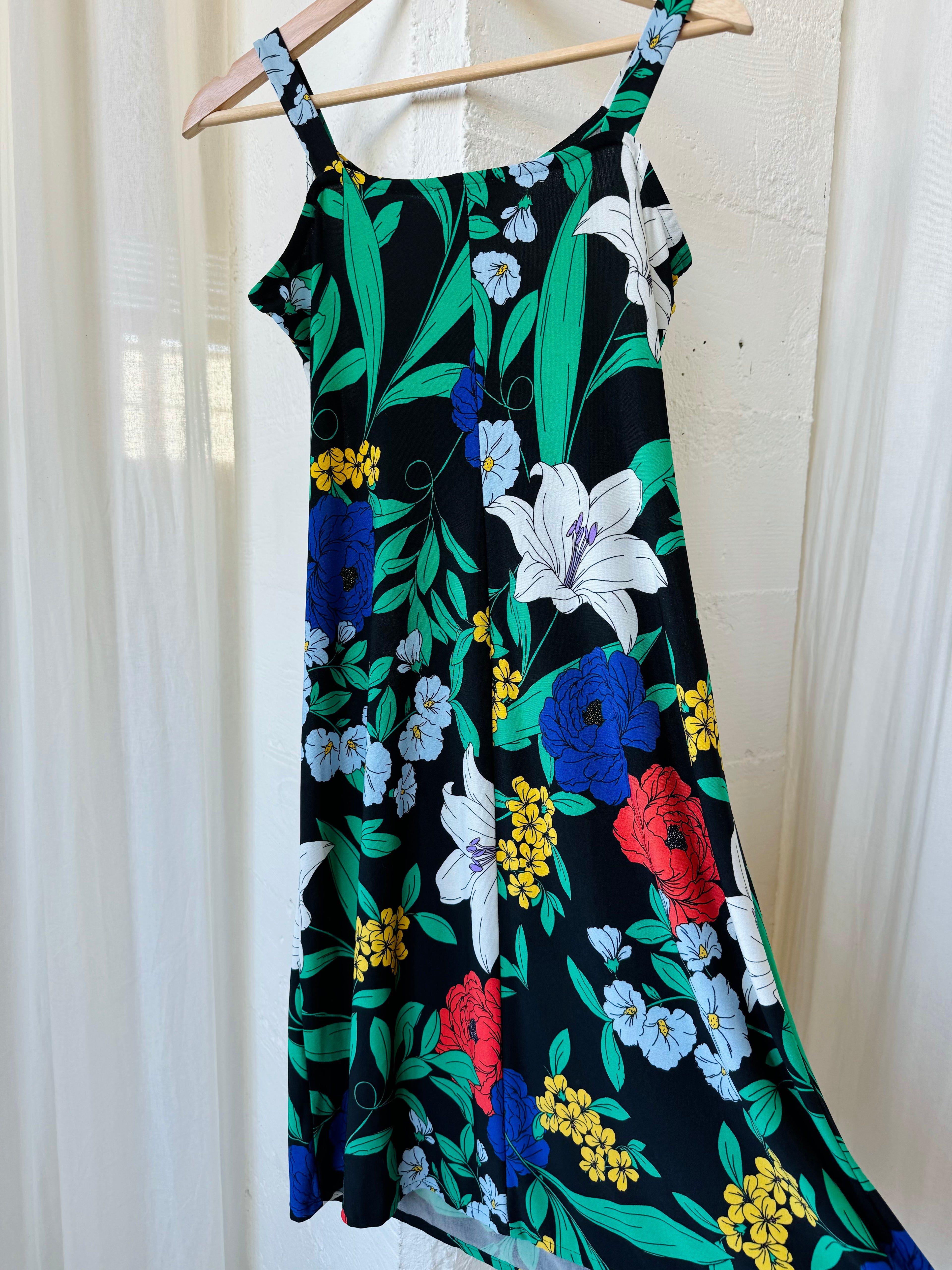 Roz & Ali Black Floral Dress